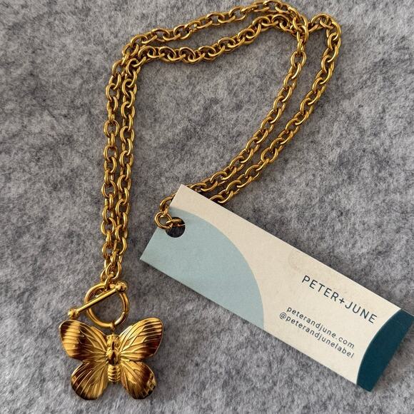 REVOLVE PETER & JUNE NWT 18k gold plated flyaway butterfly toggle necklace 19" - Picture 1 of 5